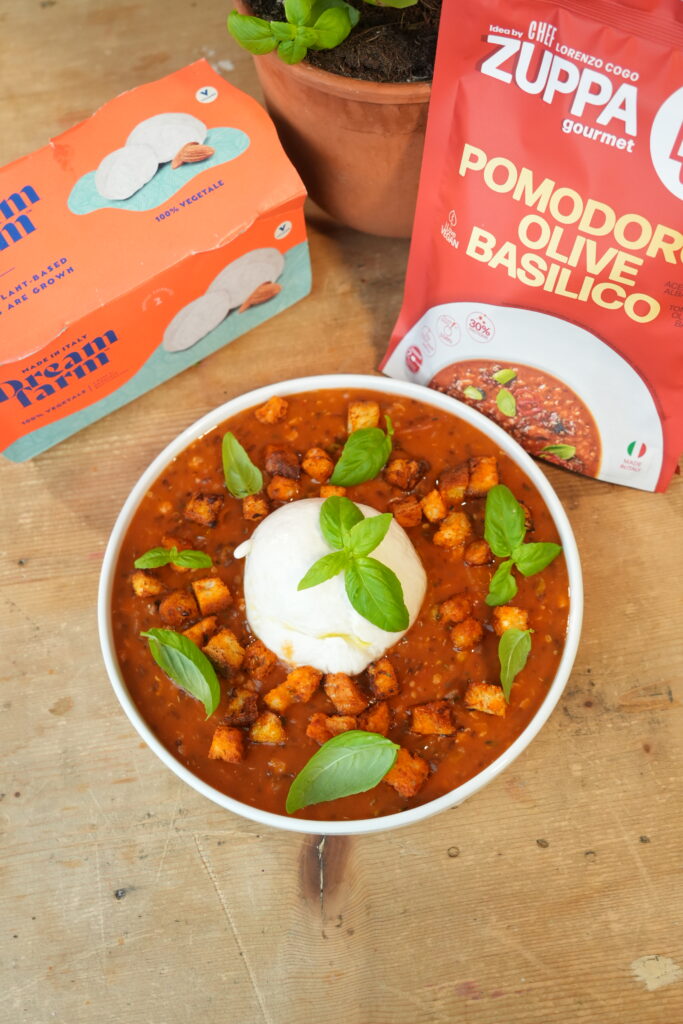 LOCOMeal al Pomodoro. con crostini alla Pizzaiola con alternativa vegetale alla mozzarella Dream Farm